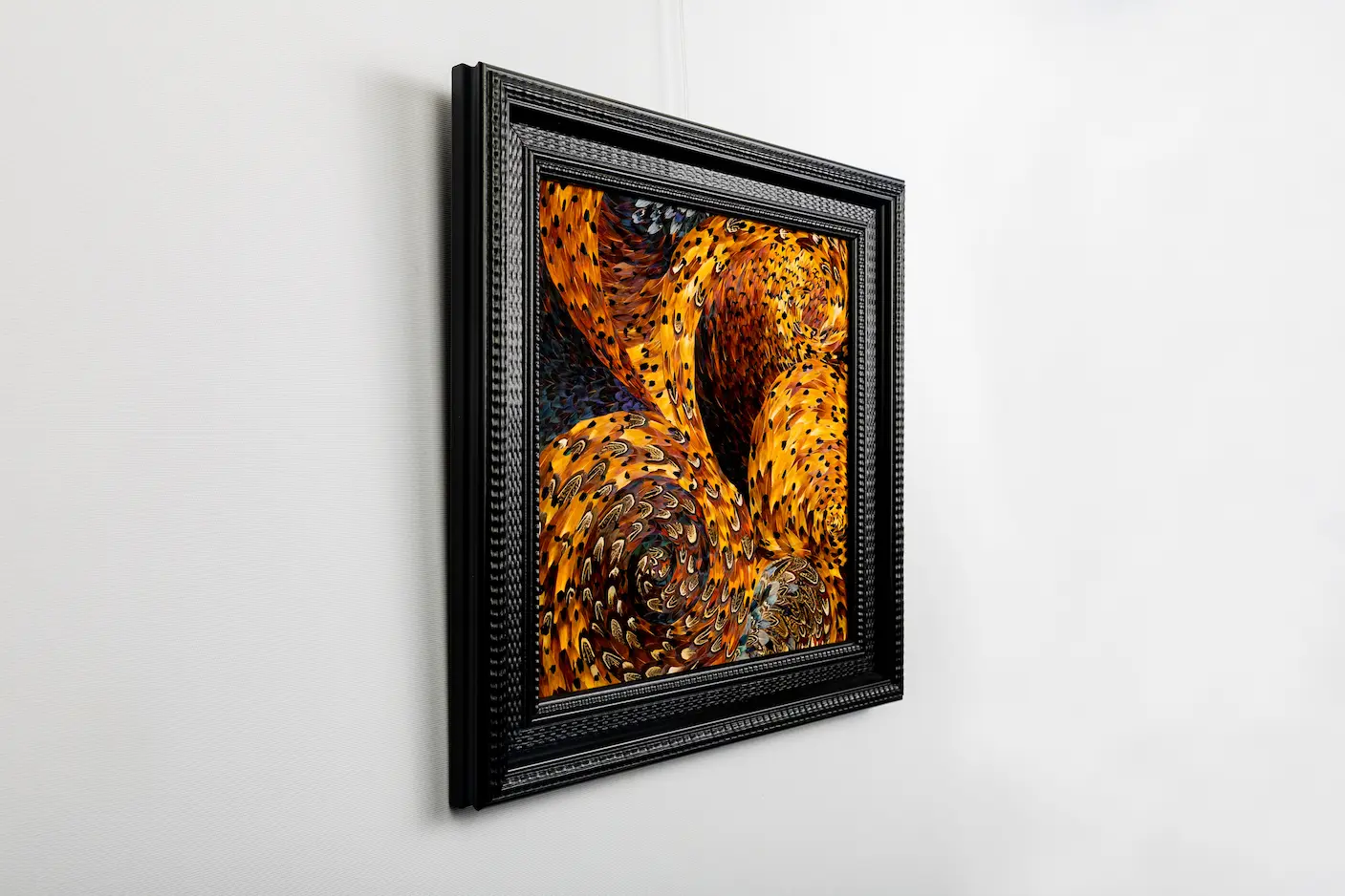 Tableau en plume l'éclat en plumes de faisan COLCHIDE marron et à motifs